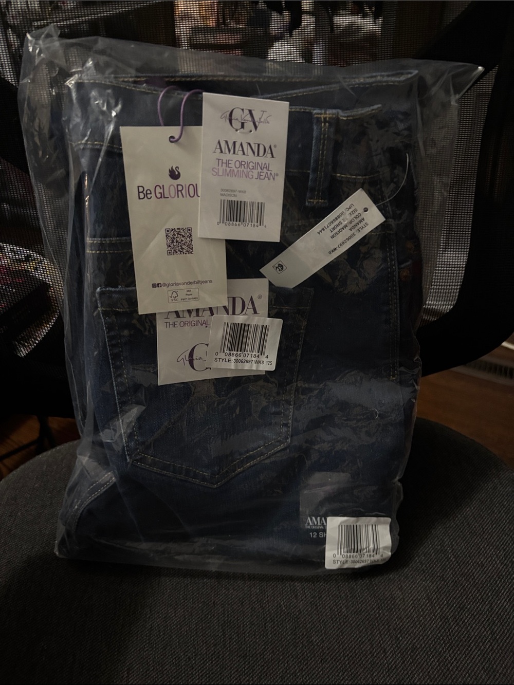NWT Gloria Vanderbilt Amanda Skinny Jeans in Dark Blue Denim